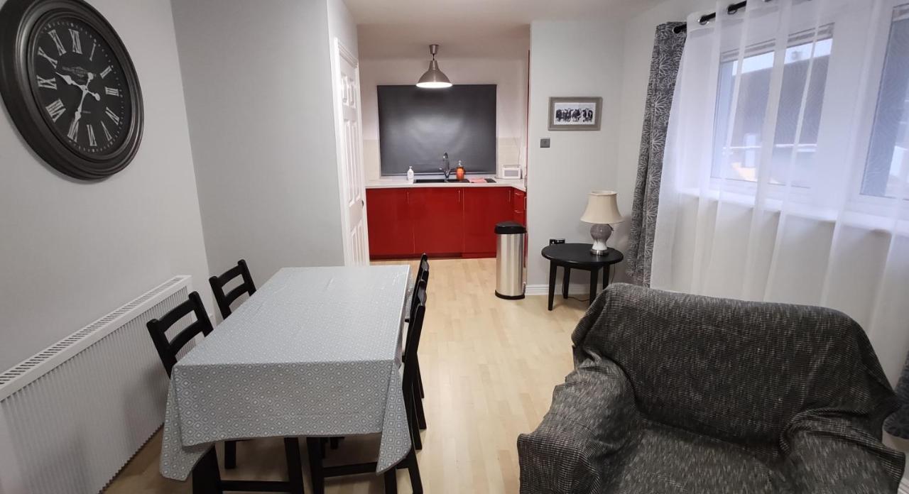 Apartment In The Heart Of Wexford Town 外观 照片