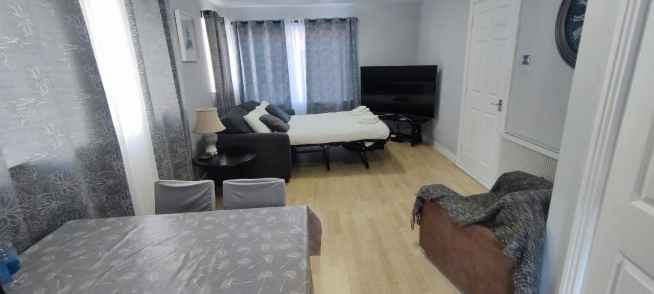 Apartment In The Heart Of Wexford Town 外观 照片
